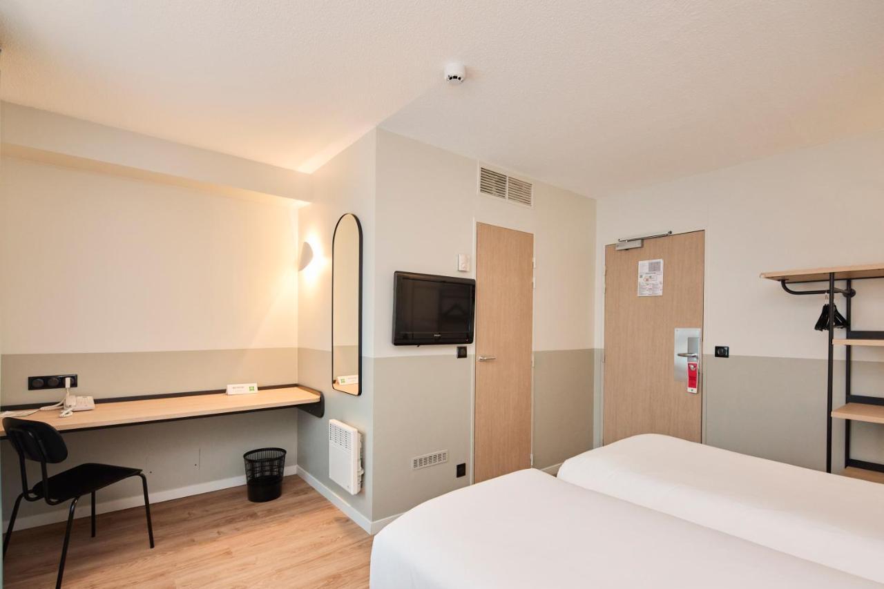 Ibis Styles Paris Poissy Hotell Eksteriør bilde