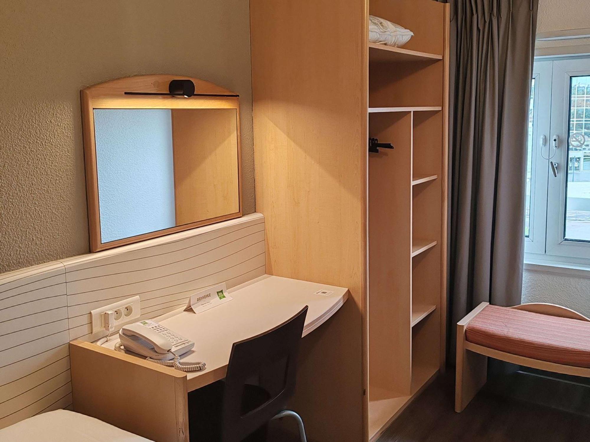 Ibis Styles Paris Poissy Hotell Eksteriør bilde